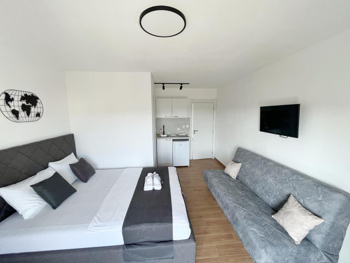 Lana Apartmani バール エクステリア 写真