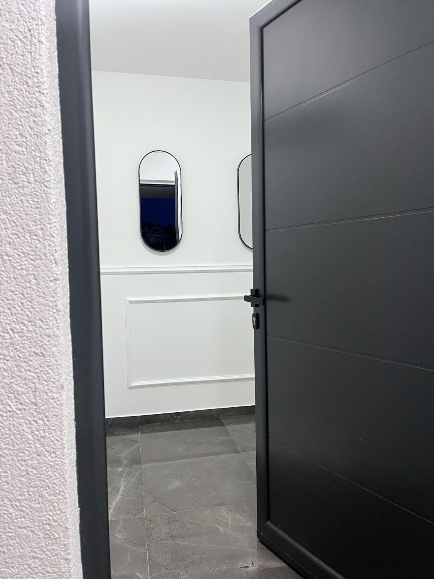 Lana Apartmani バール エクステリア 写真
